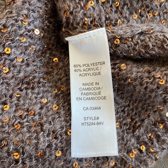 Revolution by Ricki’s ladies glittery sequined sweater in size extra small. - Picture 4 of 7